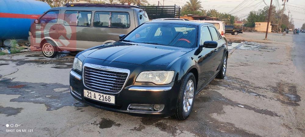 کرایسلەر 300